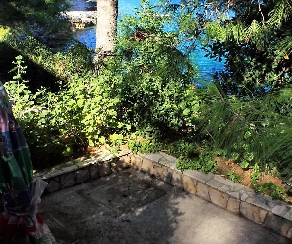 And By The Sea Lumbarda, Korcula - 9272 2*